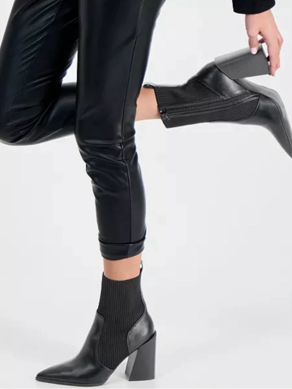 Wild Pair Trinity Black Pointed Toe Ankle Boots Pull-On Knit Booties Sz 6 - NWT - Picture 3 of 12